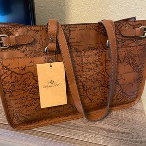 NWT! Patricia Nash large leather tote bag